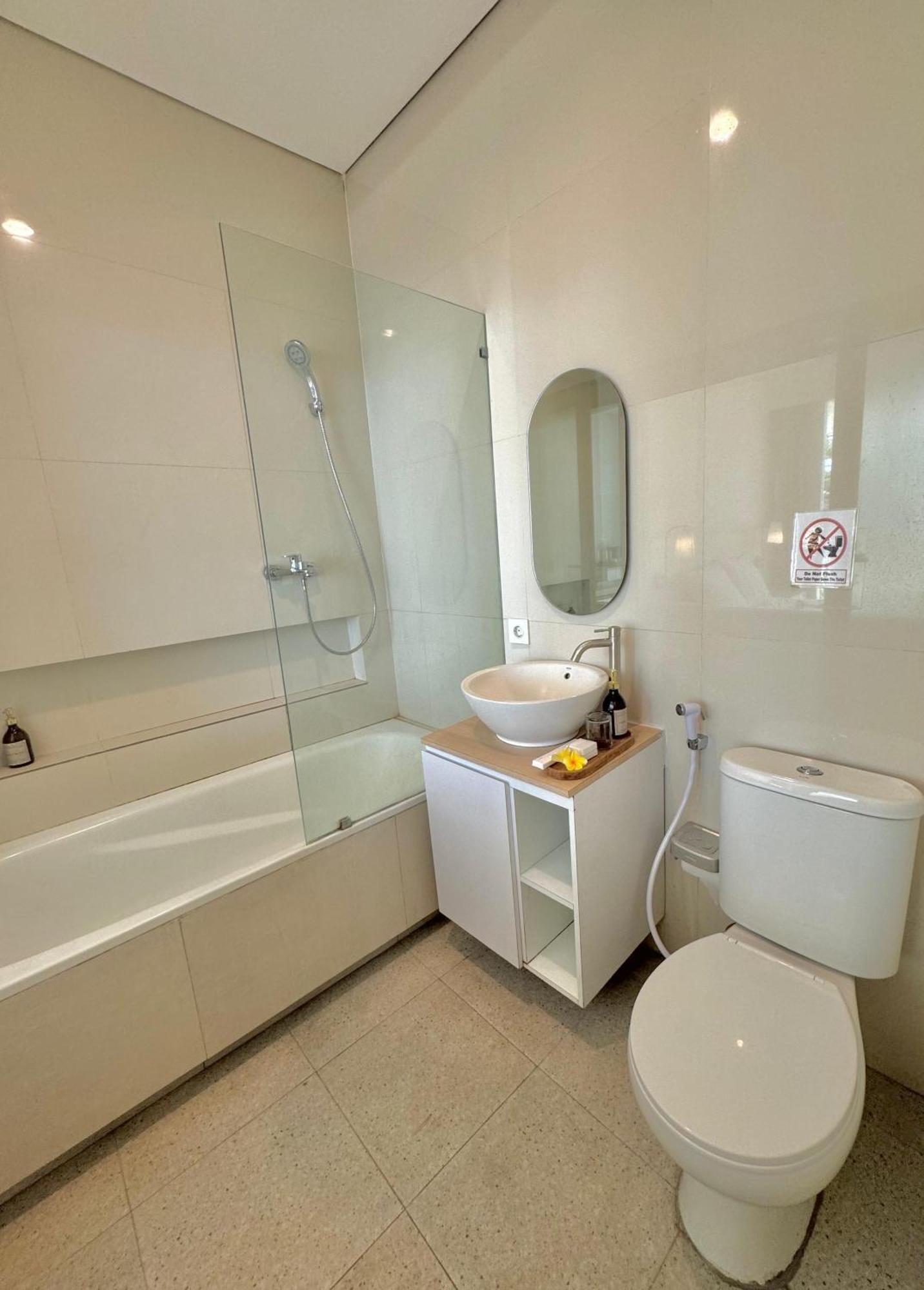 The Hita Apartemen *